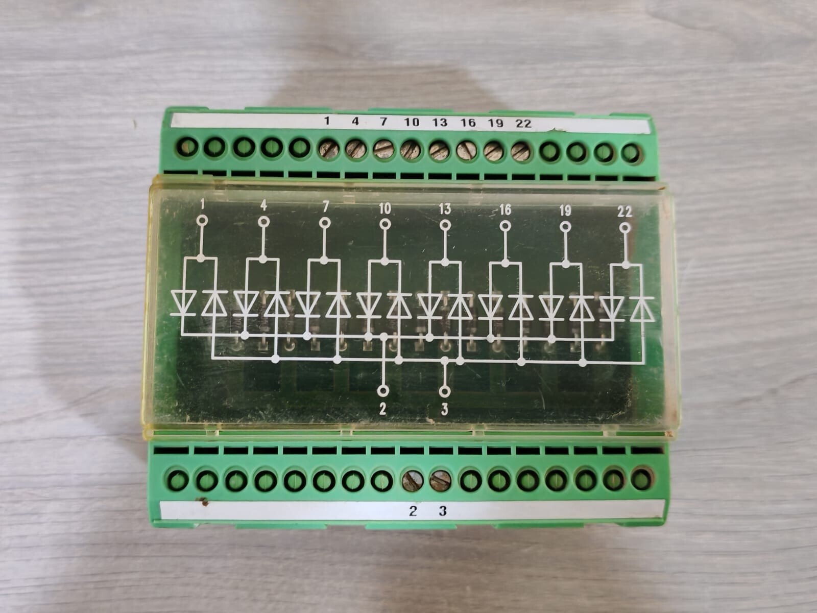 Phoenix Contact 2947705 Phoenix Contact EMG 90-DIO 16E/LP/S037 DIODE BLOCK 2947705 3