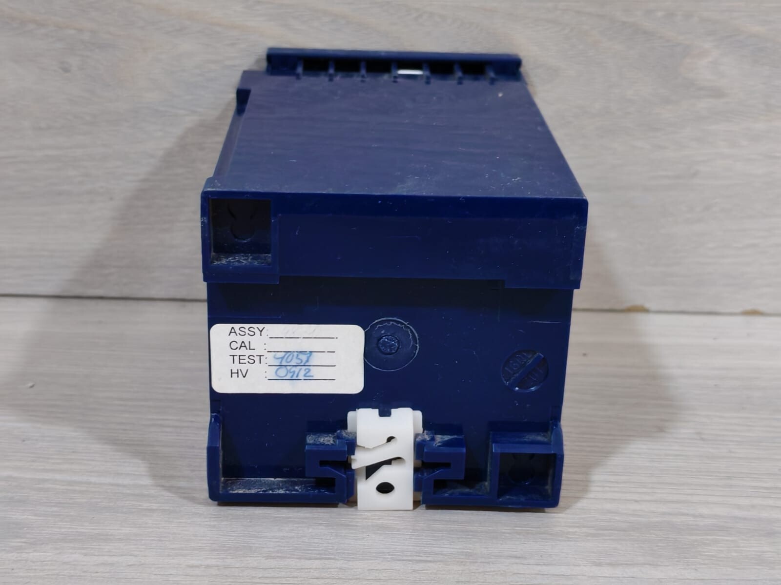 CEWE DU125 CEWE DU125 Discrete Transducer | Range: 0-300kV 9