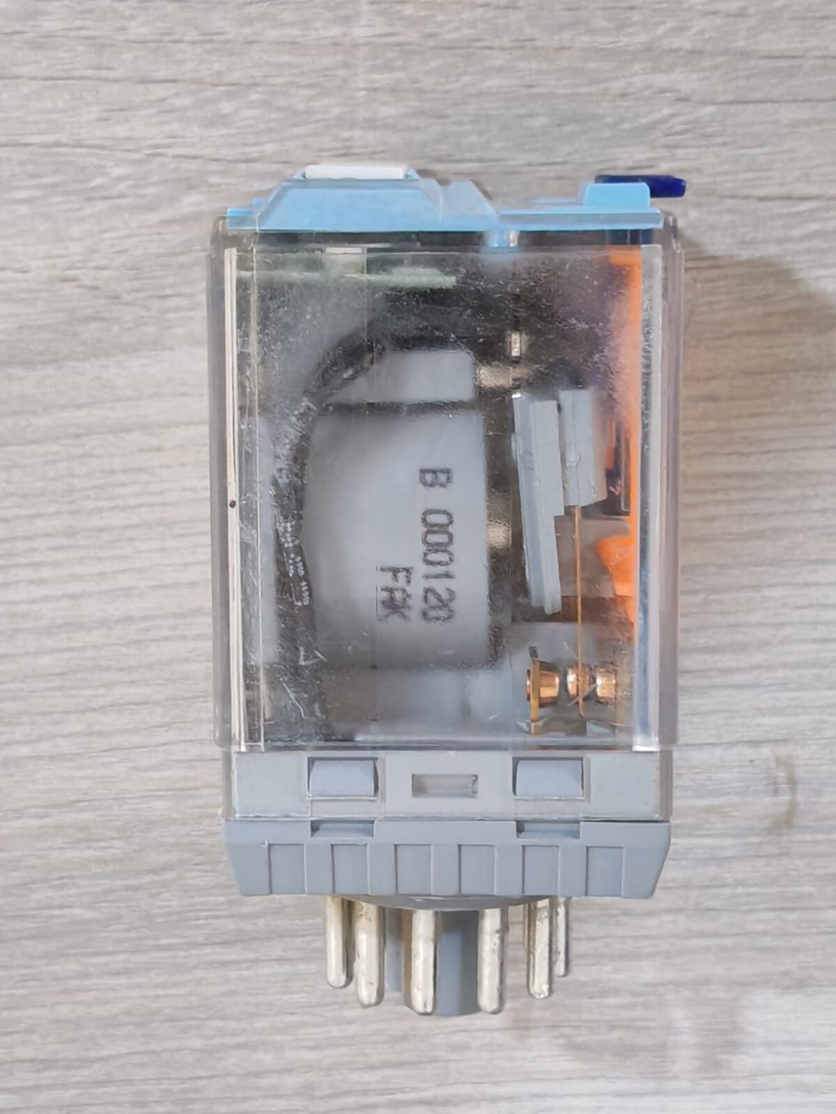 Releco C3-A30DX Releco MR-C C3-A30DX DIN Rail Relay Socket 8