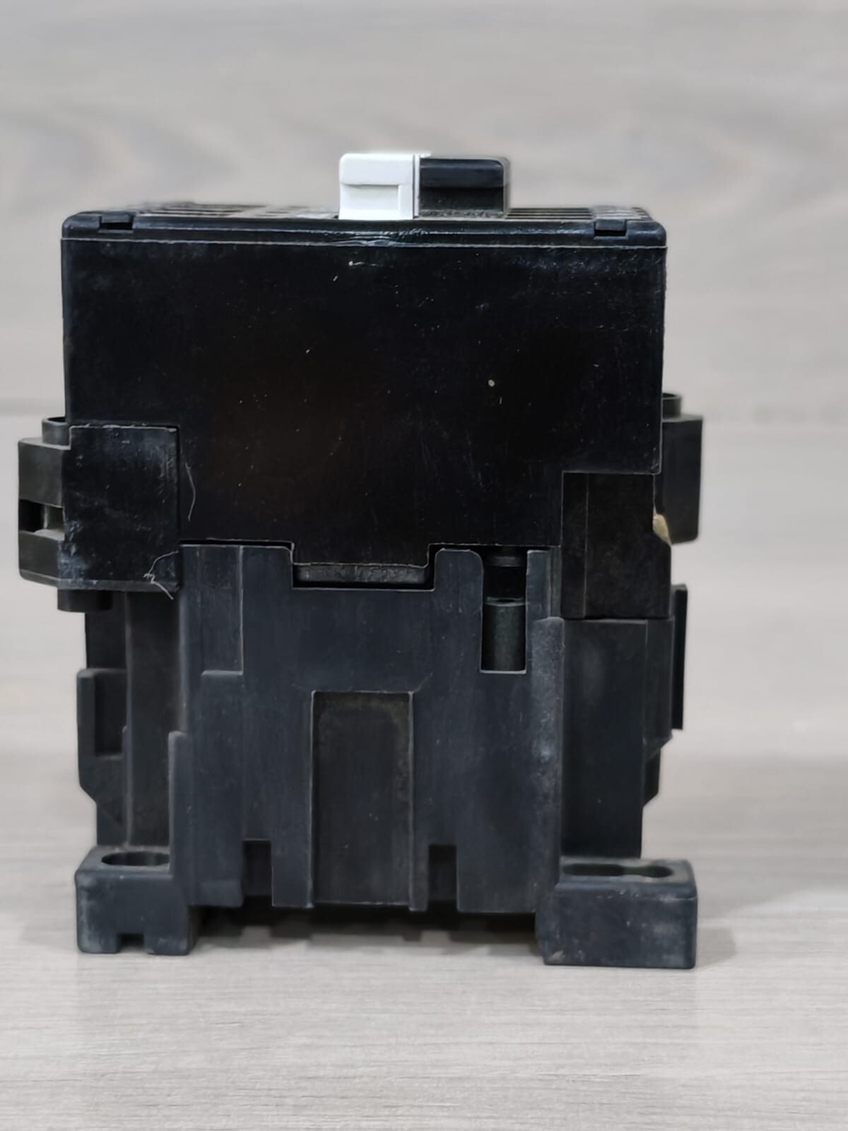 ABB B12-30-01 ABB AEIL B12-30-01 Contactor 5