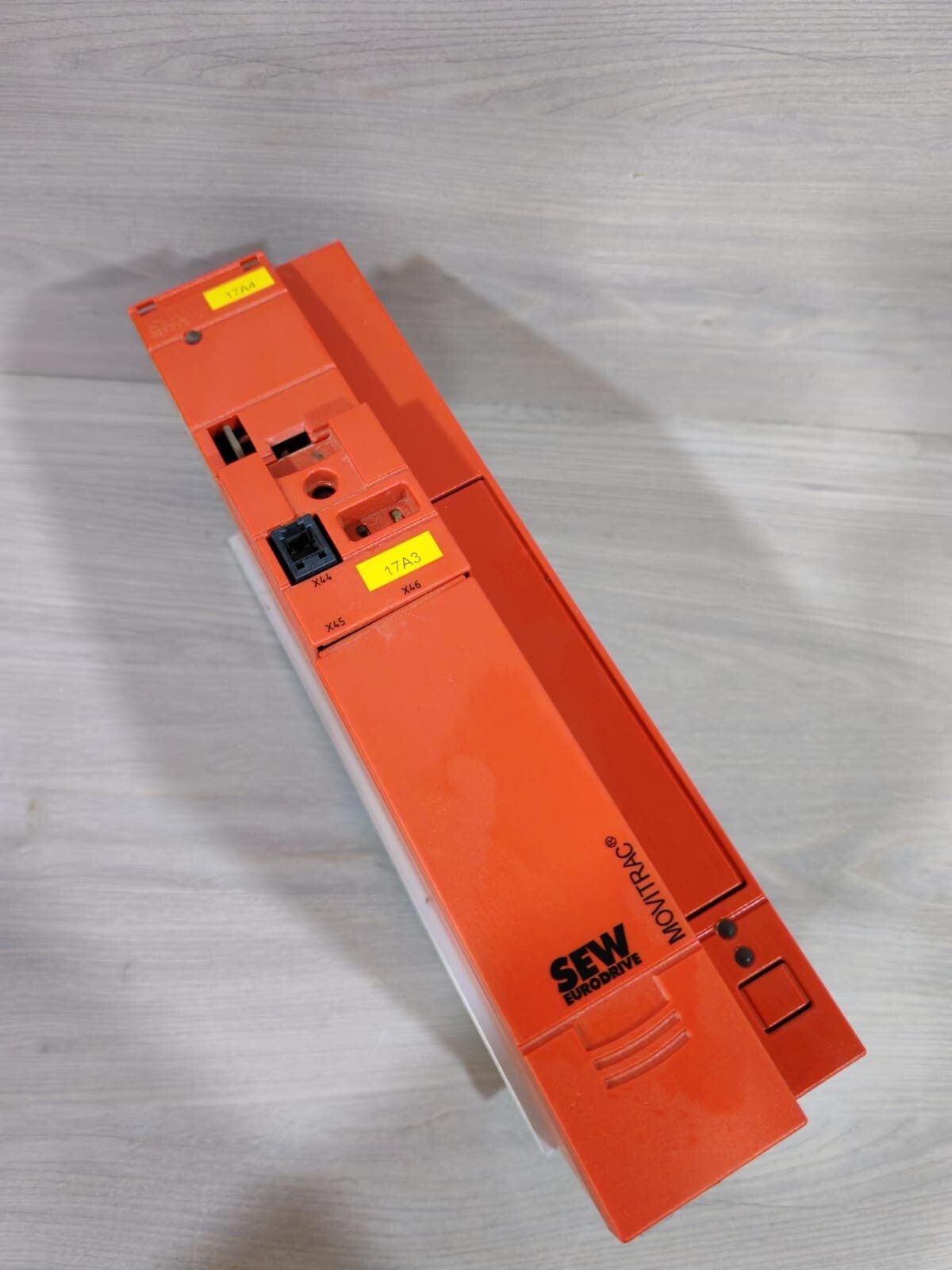 Sew Eurodrive MC07B0030-5A3-4-S0/ FSC11B SEW EURODRIVE MC07B0030-5A3-4-S0/ FSC11B MOVITRAC B- W/O CONTROLLER 4
