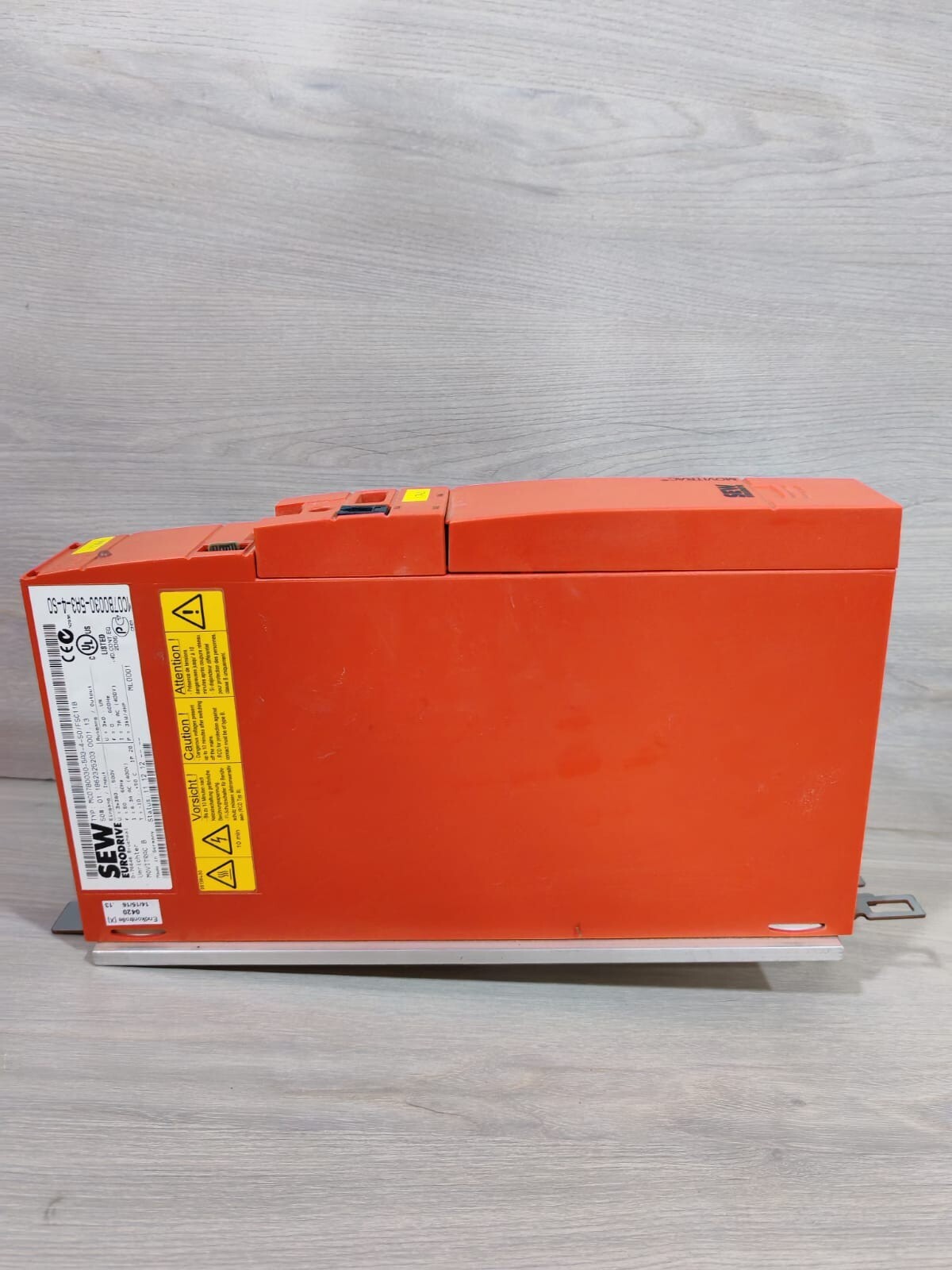 Sew Eurodrive MC07B0030-5A3-4-S0/ FSC11B SEW EURODRIVE MC07B0030-5A3-4-S0/ FSC11B MOVITRAC B- W/O CONTROLLER 9