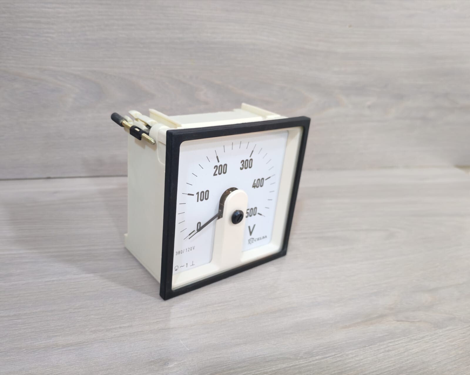 GE METER-380 Celsa 0...500V Voltage Analogue Panel Meter 380/120V 3