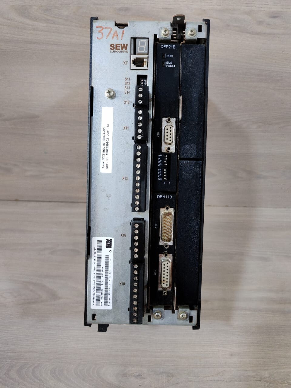 SEW Eurodrive MDX61B0015-5A3-4-00 SEW EURODRIVE MDX61B0015-5A3-4-00 / MDX61B-00 MOVIDRIVE 6