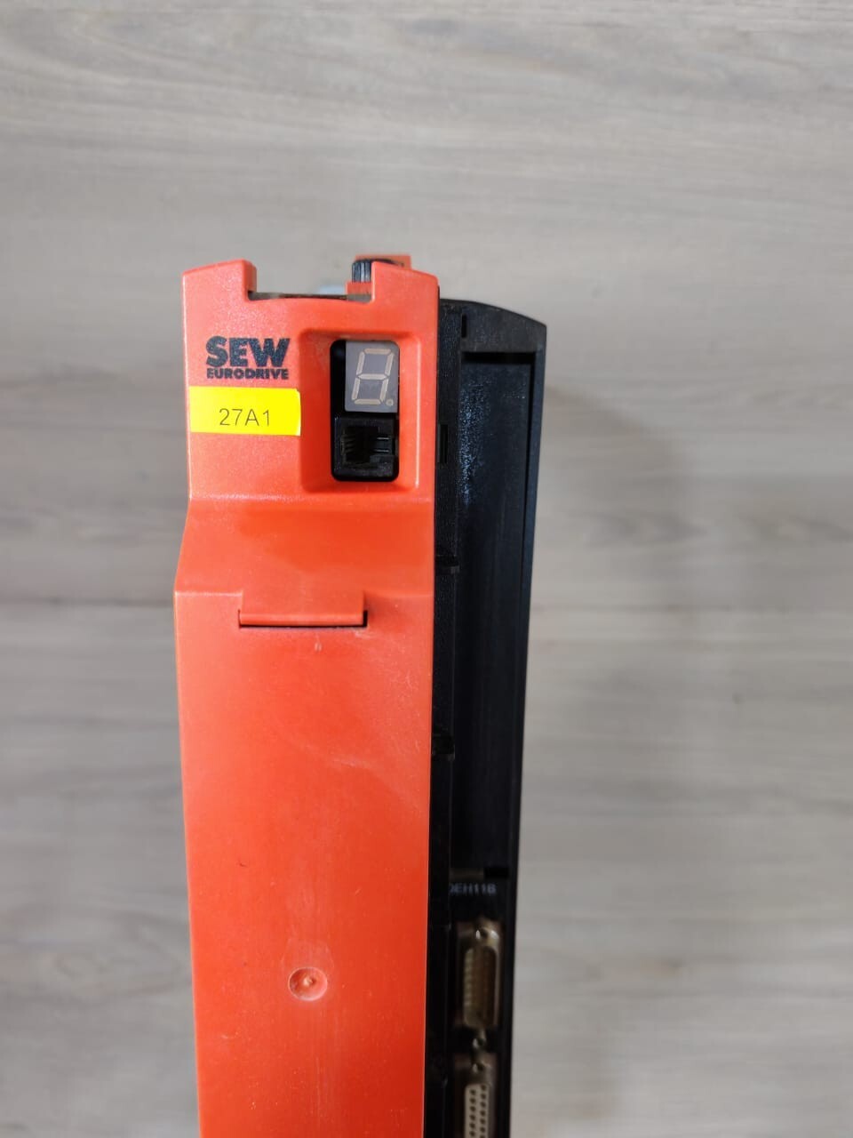 SEW Eurodrive MDX61B0008-5A3-4-00 SEW EURODRIVE MDX61B0008-5A3-4-00 08277311 DEH11B MOVIDRIVE 2