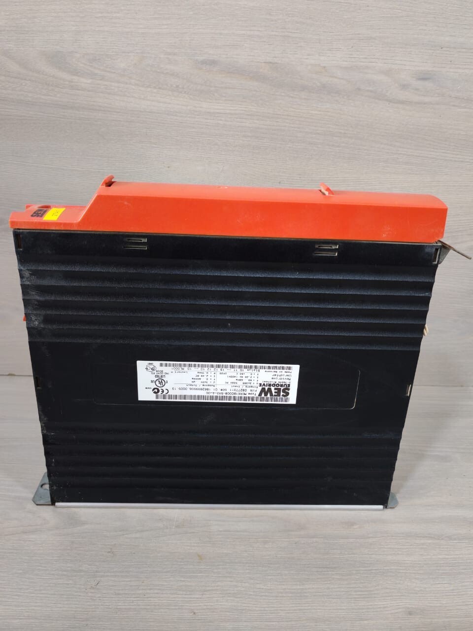 SEW Eurodrive MDX61B0008-5A3-4-00 SEW EURODRIVE MDX61B0008-5A3-4-00 08277311 DEH11B MOVIDRIVE 9