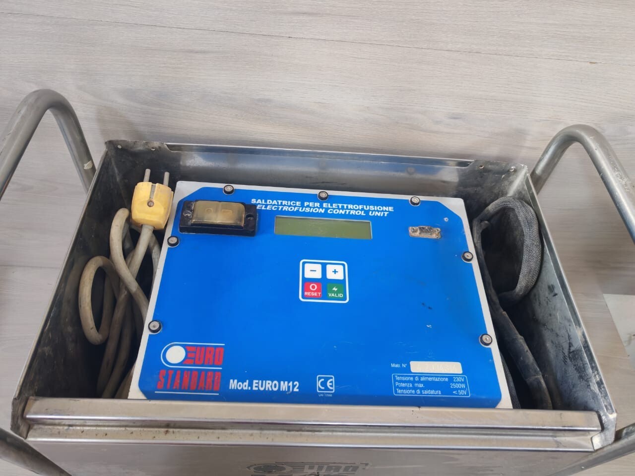 EURO STANDARD EUROM12 EURO STANDARD EUROM12 ELECTROFUSION CONTROL UNIT 230V 10