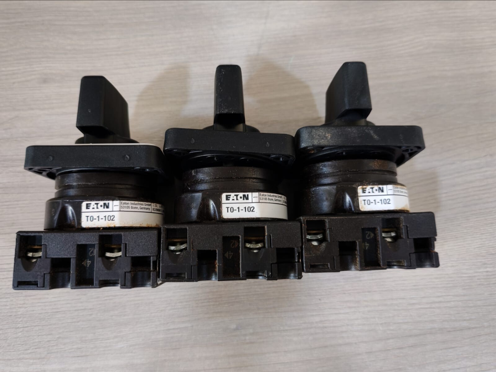 Eaton T0-1-102 Eaton T0-1-102 On/Off Switch 7