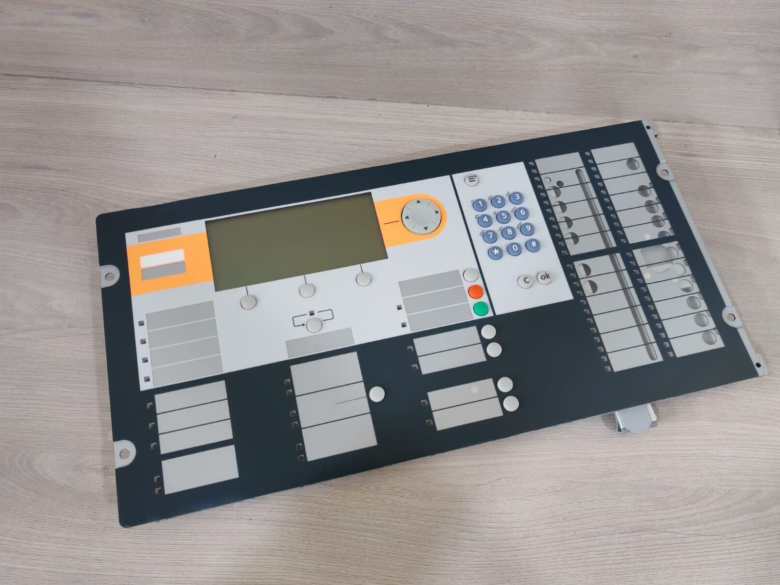 Siemens FCM7205-Y3 SIEMENS FCM7205-Y3 FIRE CONTROL PANEL 2