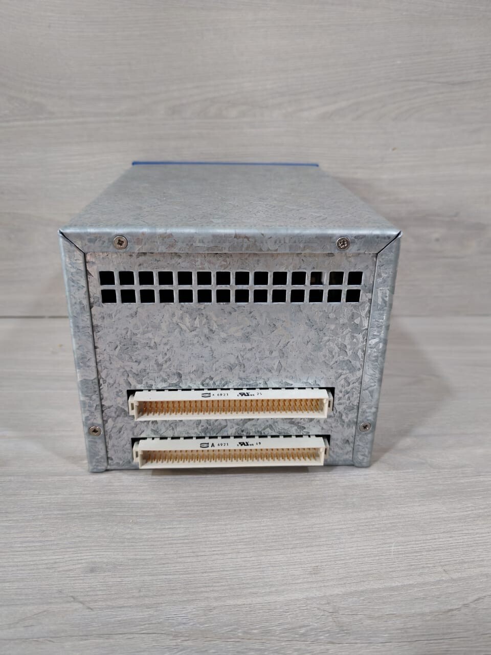 EASEKINE PMU2W/48/DAN EASEKINE PMU2W PMU2W/48/DAN POWER MANAGEMENT UNIT 9