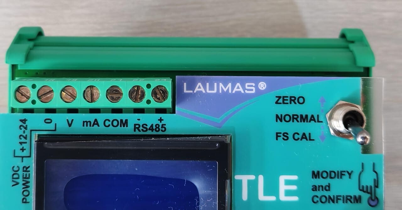 LAUMAS ELETTRONICA TLE LAUMAS ELETTRONICA TLE ANALOG WEIGHT TRANSMITTER WITH FILTHY BOX 3