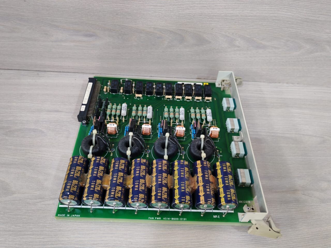 Unbranded KS14-8600-E131 KS14-8600-E131 Spare For Fujitsu Fan Power Unit PCB Board 9