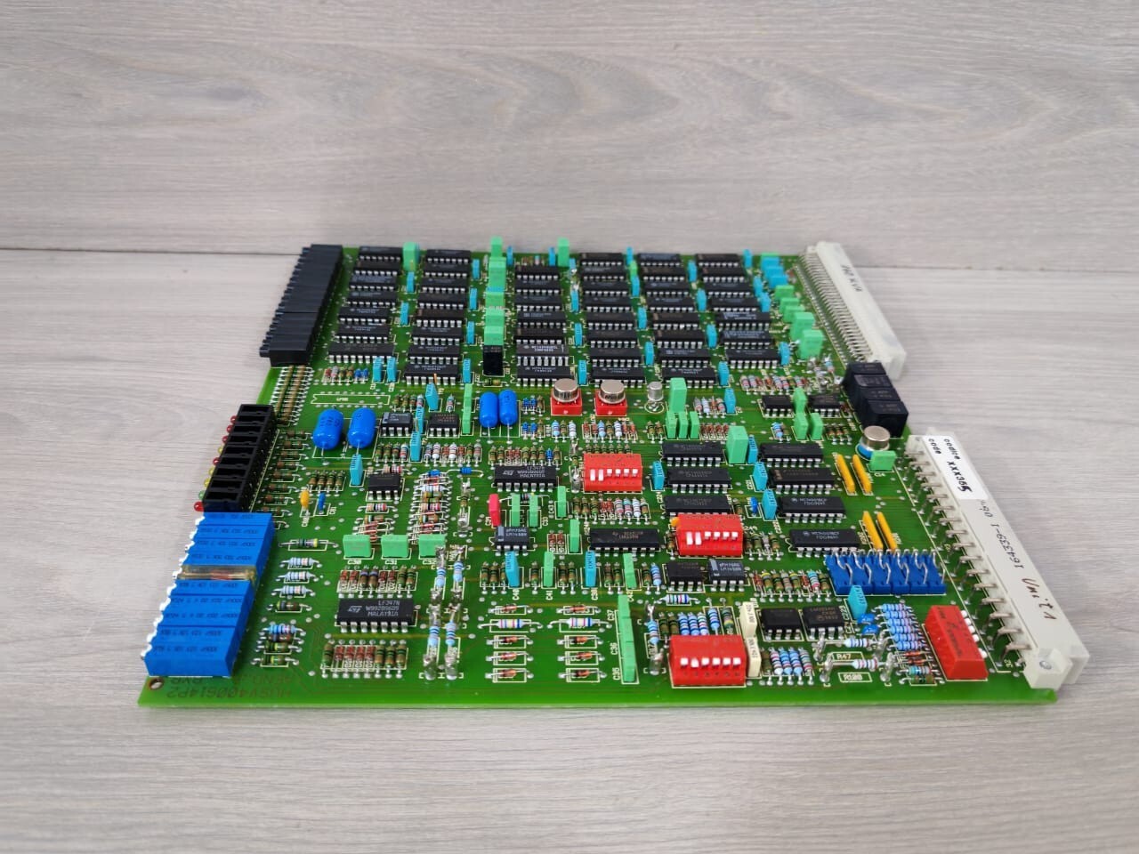 Unbranded HUSV400614P1 / HUSV400614P2 HUSV400614P1 / HUSV400614P2 AEND: B BYP Mother Board 5