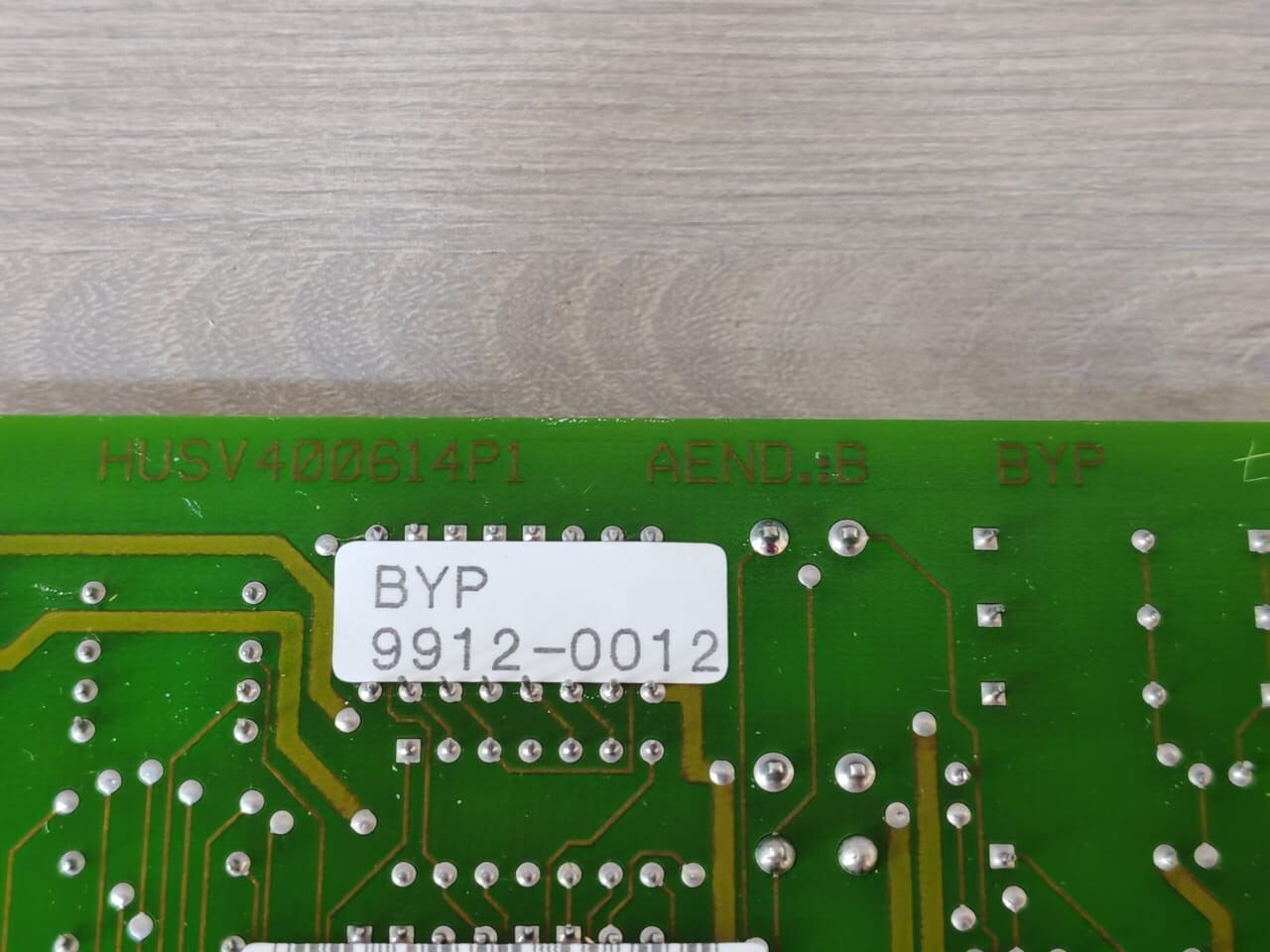 Unbranded HUSV400614P1 / HUSV400614P2 HUSV400614P1 / HUSV400614P2 AEND: B BYP Mother Board 9