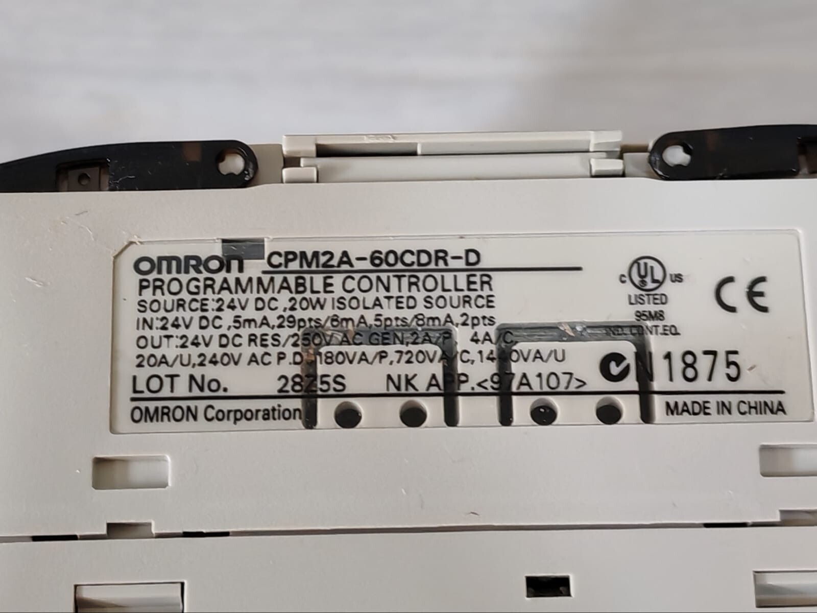 Omron CPM2A-60CDR-D Omron CPM2A-60CDR-D Programmable Controller 2
