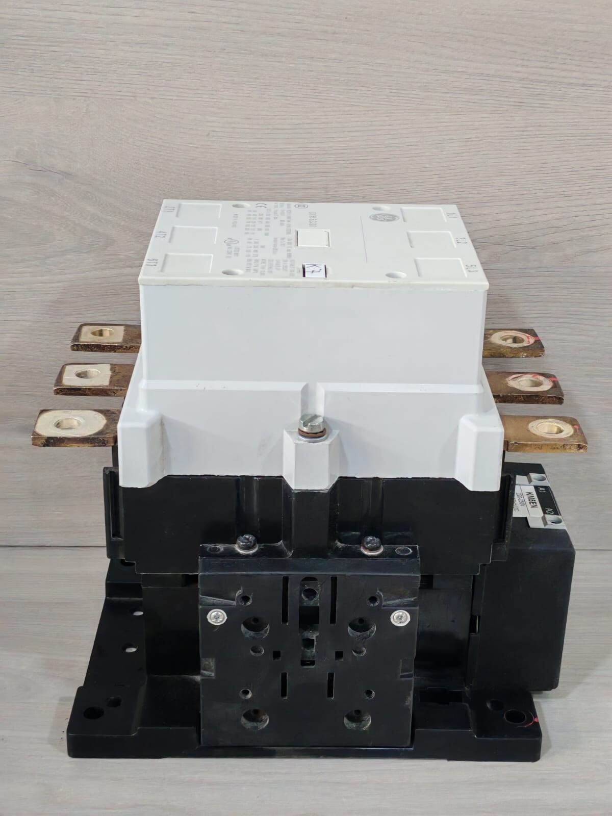 GENERAL ELECTRIC CK85BE300 GENERAL ELECTRIC CK85BE300 175A 500VAC 50/60Hz CONTRACTOR 5