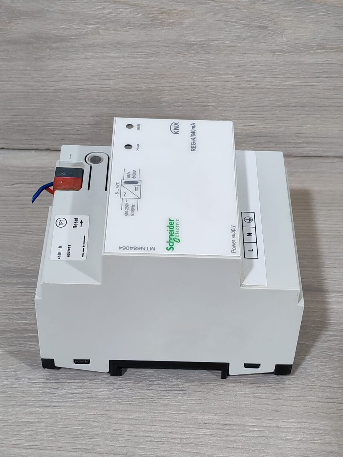 Schneider Electric MTN684064 SCHNEIDER ELECTRIC MTN684064 REG-K/640mA POWER SUPPLY 6