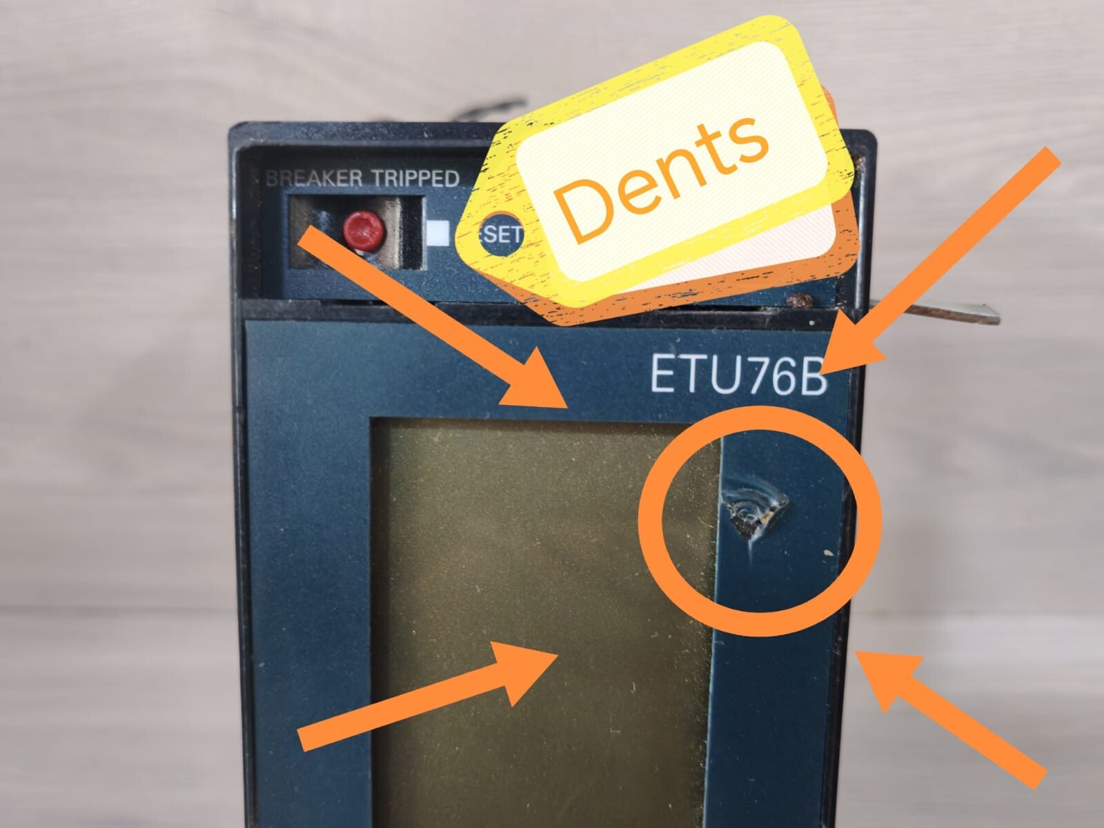 Siemens ETU76B SIEMENS ETU76B ELECTRONIC TRIP UNIT - WITHOUT COVER & WITH DENTS 2