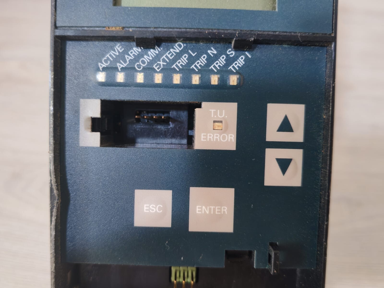 Siemens ETU76B SIEMENS ETU76B ELECTRONIC TRIP UNIT - WITHOUT COVER & WITH DENTS 3