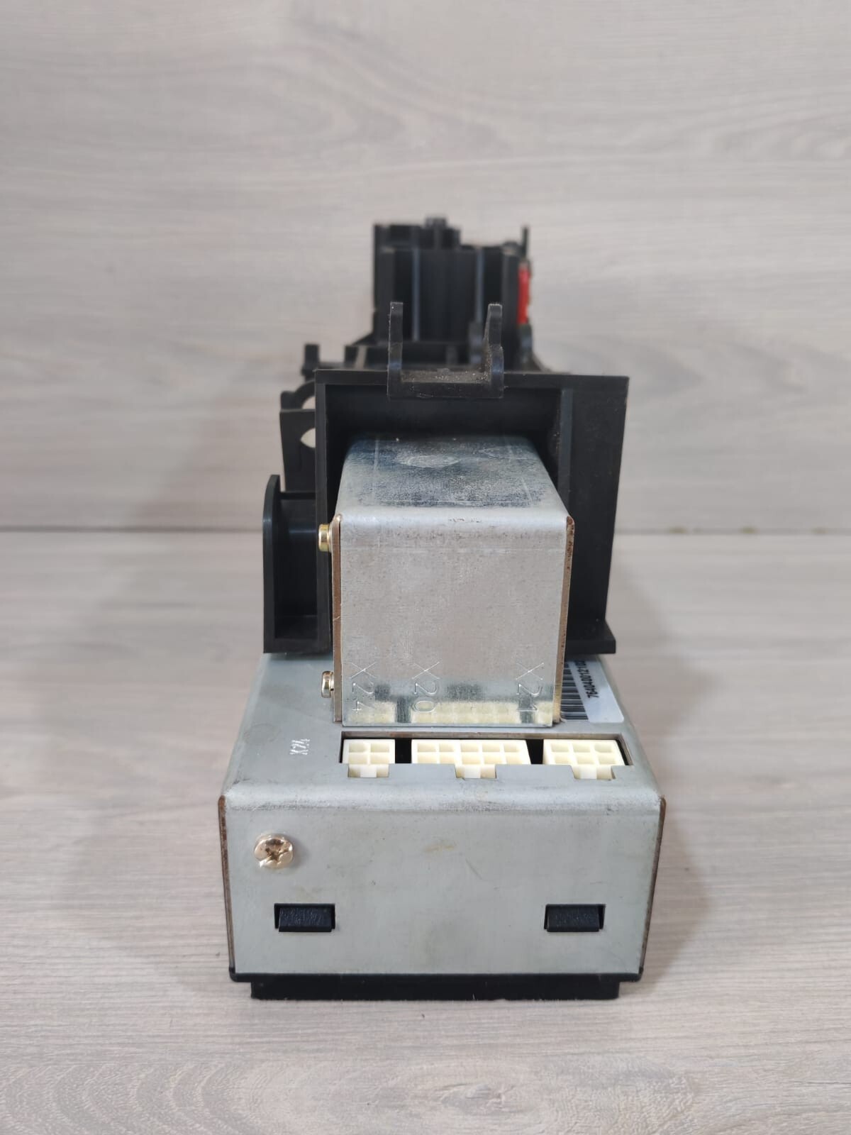 Siemens ETU76B SIEMENS ETU76B ELECTRONIC TRIP UNIT - WITHOUT COVER & WITH DENTS 9