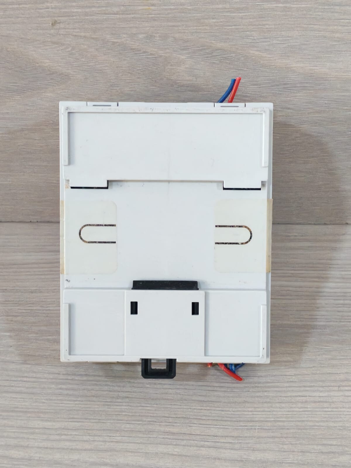 Schneider Electric MTN6725-0001 SCHNEIDER ELECTRIC MTN6725-0001 KNX DALI-GATEWAY REG-K/1/16(64)/64/IP1 100-240V 9