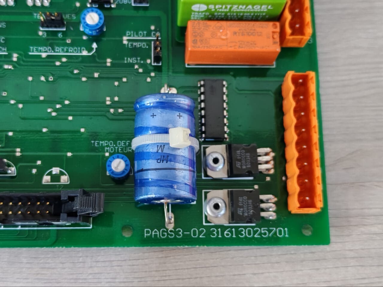 Unbranded PAGS3-02 31613025701 with PAGSAFF-01 31613025701 PAGS3-02 31613025701 with PAGSAFF-01 31613025701 PCB Circuit Board-W/ FILTHY BOX 4