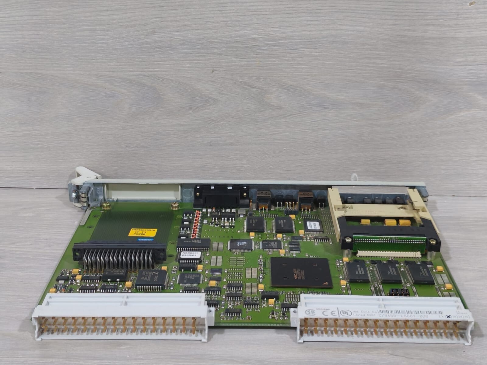 Siemens 6ES5948-3UA13 SIEMENS 6ES5948-3UA13 SIMATIC CENTRAL PROCESSING UNIT 7