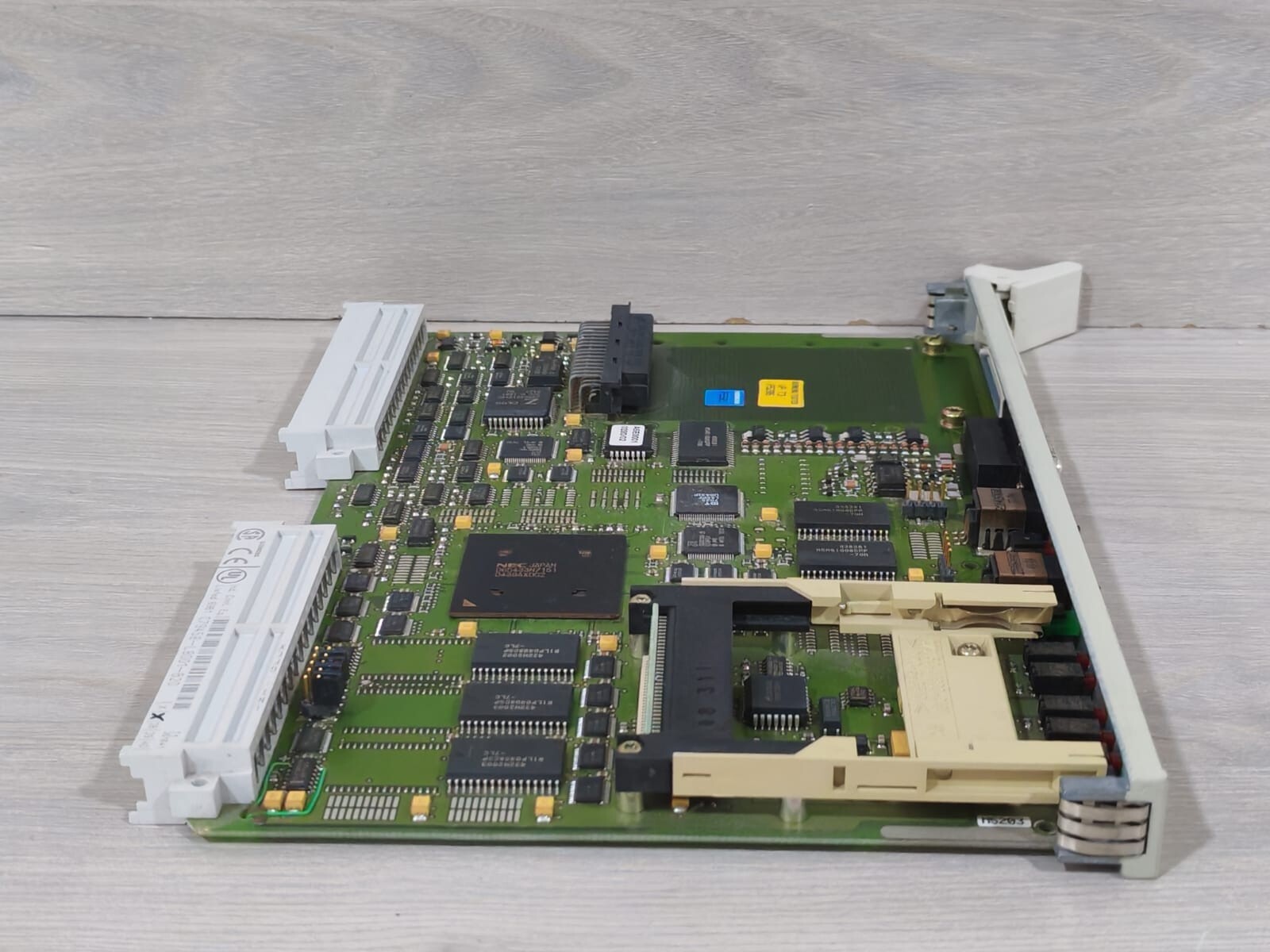 Siemens 6ES5948-3UA13 SIEMENS 6ES5948-3UA13 SIMATIC CENTRAL PROCESSING UNIT 9