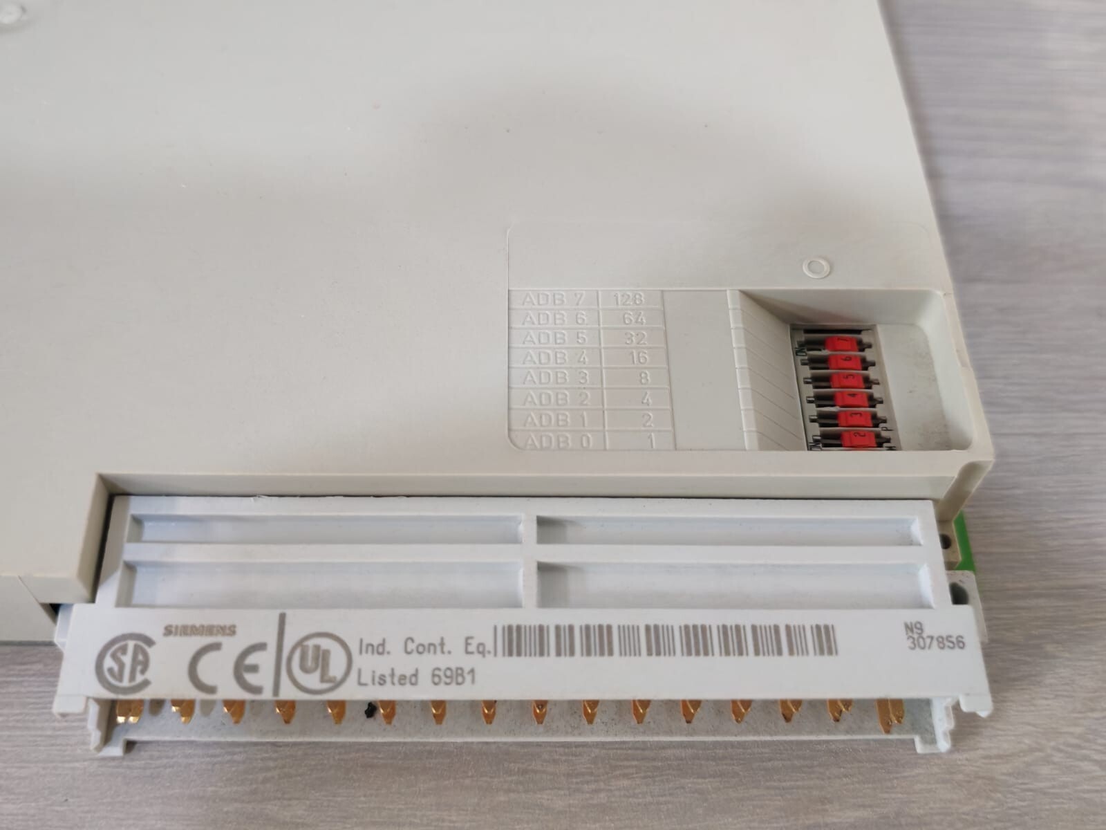 Siemens 6ES5454-4UA14 SIEMENS 6ES5454-4UA14 SIMATIC DIGITAL OUTPUT 5