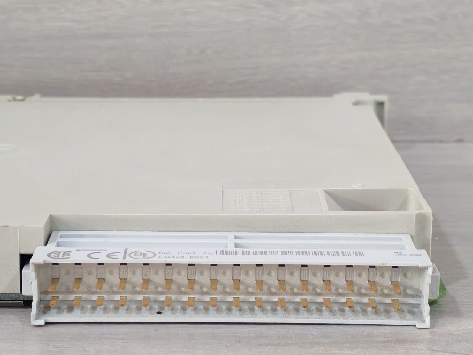 Siemens 6ES5454-4UA14 SIEMENS 6ES5454-4UA14 SIMATIC DIGITAL OUTPUT 6
