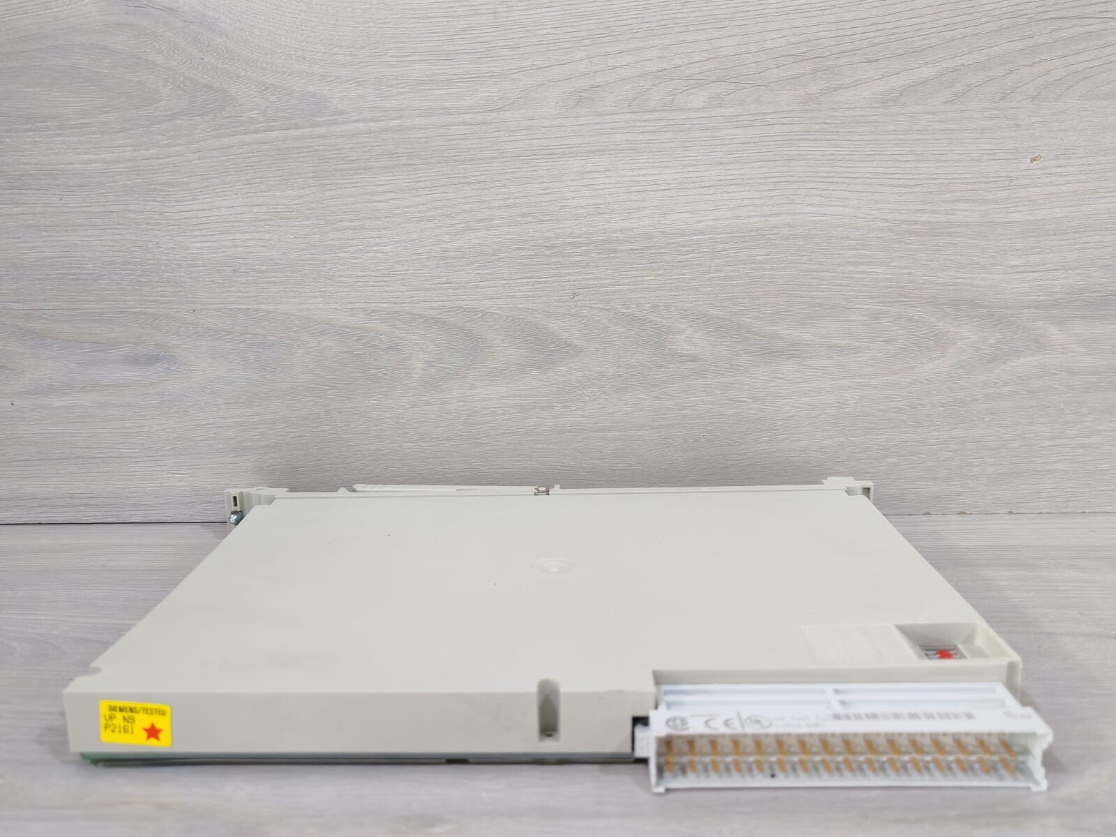 Siemens 6ES5454-4UA14 SIEMENS 6ES5454-4UA14 SIMATIC DIGITAL OUTPUT 7
