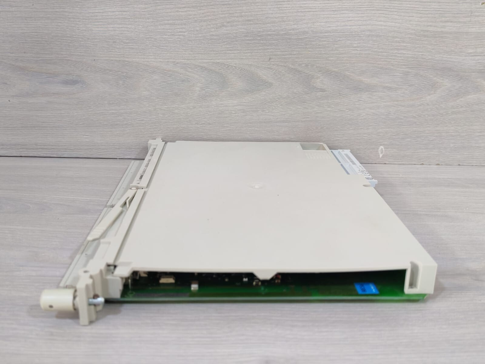 Siemens 6ES5454-4UA14 SIEMENS 6ES5454-4UA14 SIMATIC DIGITAL OUTPUT 8