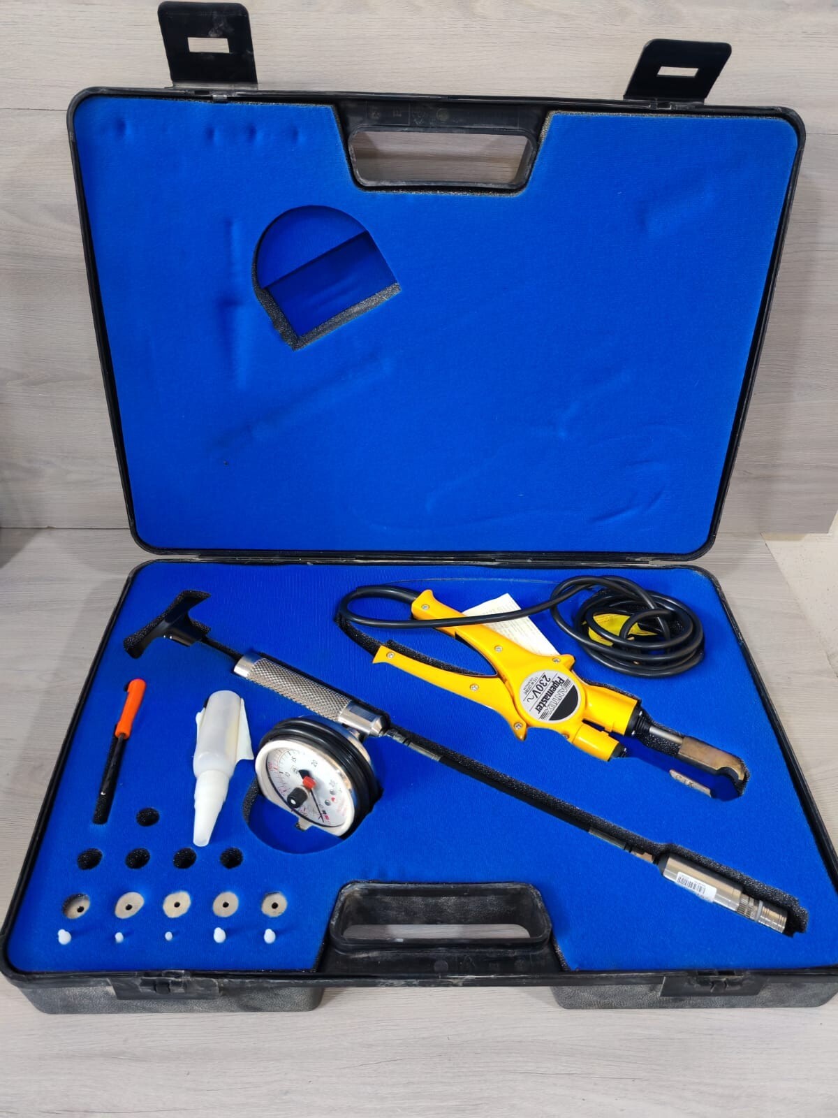 ELCOMETER 108 HYDRAULIC ADHESION TESTERS - INCOMPLETE ACCESSORIES