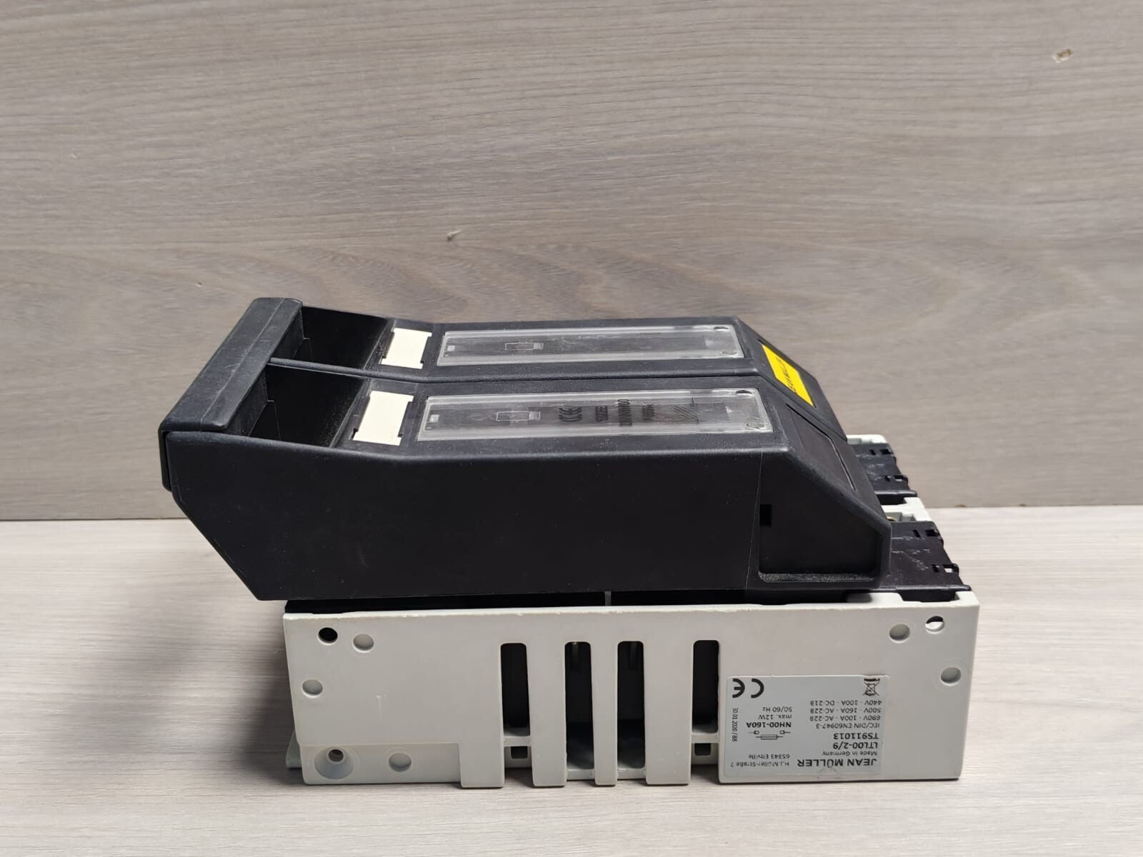 JEAN MULLER T5911013 JEAN MULLER LTL00-2/9 FUSE SWITCH DISCONNECTOR T5911013 3