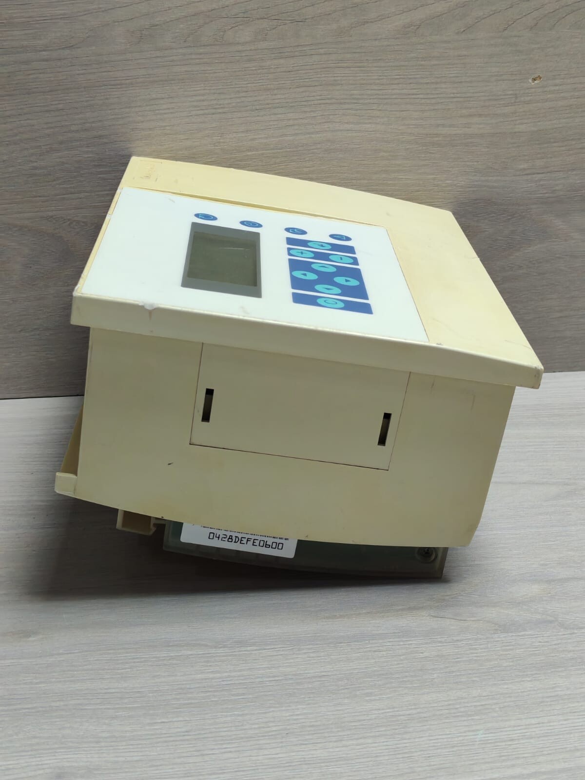 Honeywell XL50A-UMMIPCCBLON HONEYWELL XL50A-UMMIPCCBLON 24VAC 10VA 50/60Hz BUILDING CONTROLLER 5