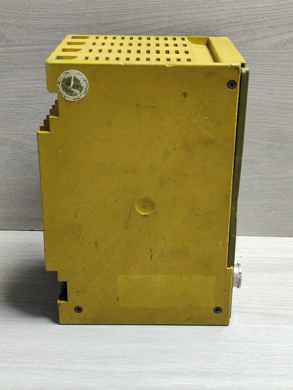 Pilz PITRONIK P2 PILZ PITRONIK P2 PROGRAMMABLE LOGIC CONTROLLER SYSTEM 7