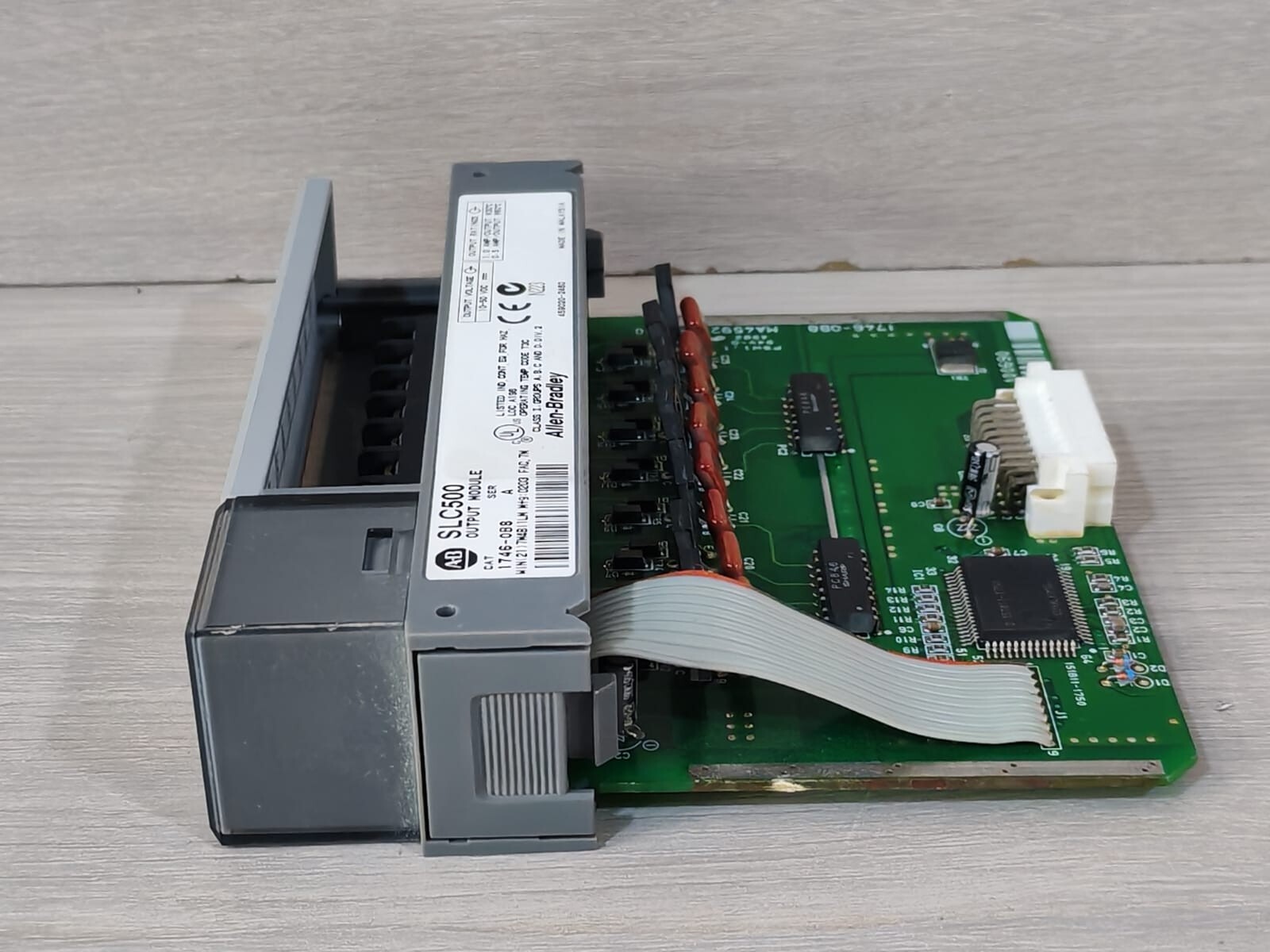 Allen-Bradley 1746-0B8 SER A ALLEN-BRADLEY 1746-0B8 SER A SLC500 OUTPUT MODULE 7