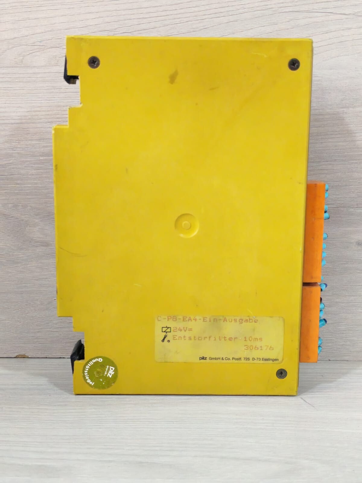 Pilz C-P8-EA4 PILZ C-P8-EA4 24V INTERFERENCE SUPPRESSION FILTER 9