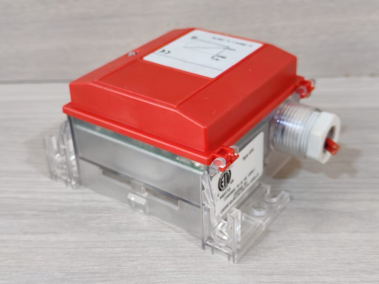 TRAFAG 694 TRAFAG 694 PRESSURE TRANSMITTER 10