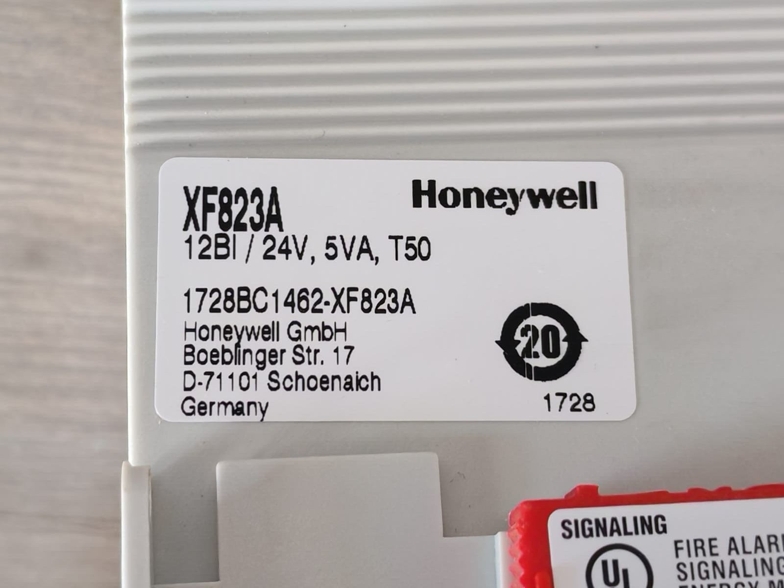 Honeywell XF823A Honeywell XF823A Binary Input Module with BASE XS823 2