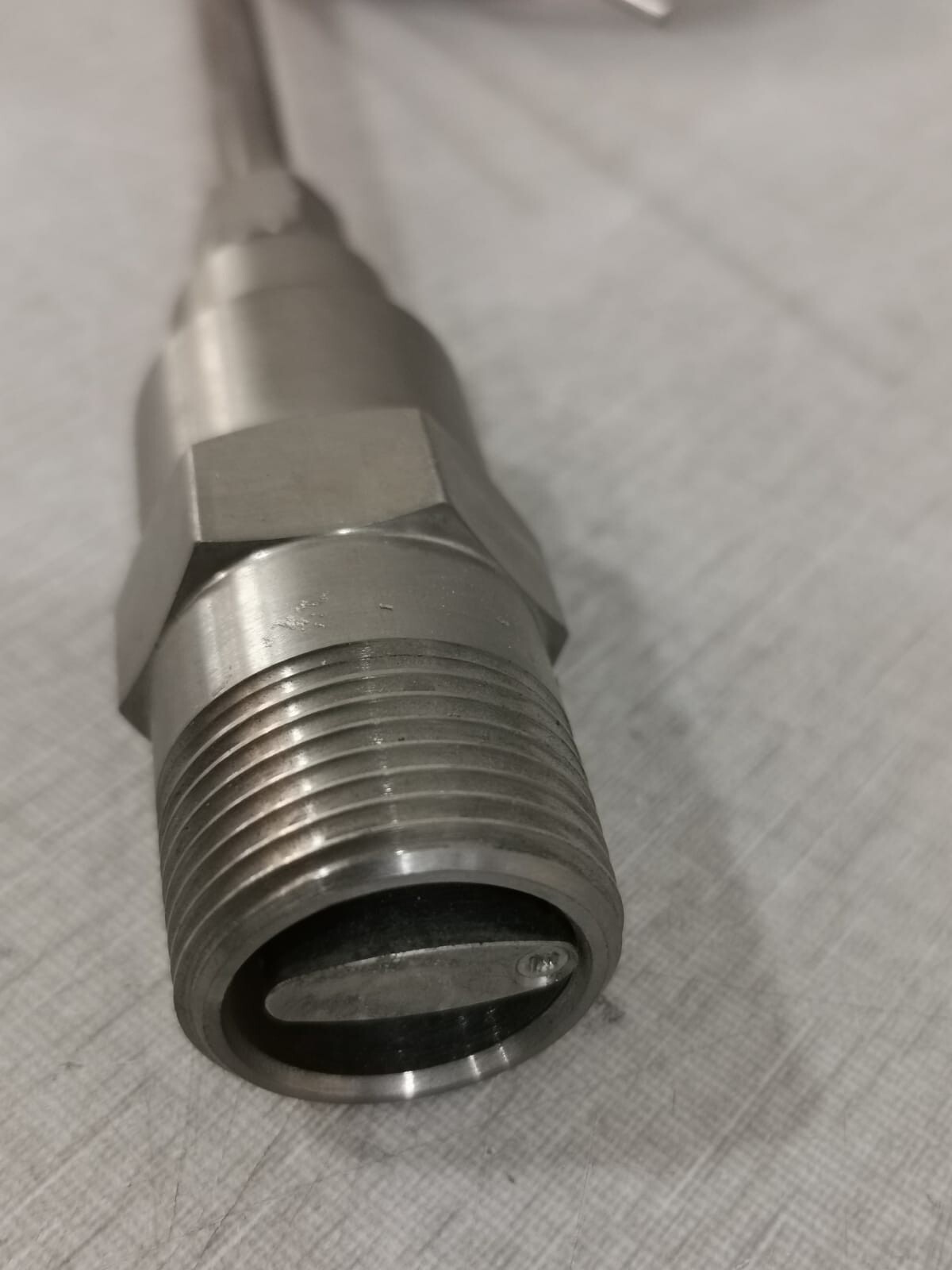 ONICON F-1200-10-E5-1221 ONICON F-1200 / F-1200-10-E5-1221 Flow & Energy Measurement Sr. NO: 001081857 6