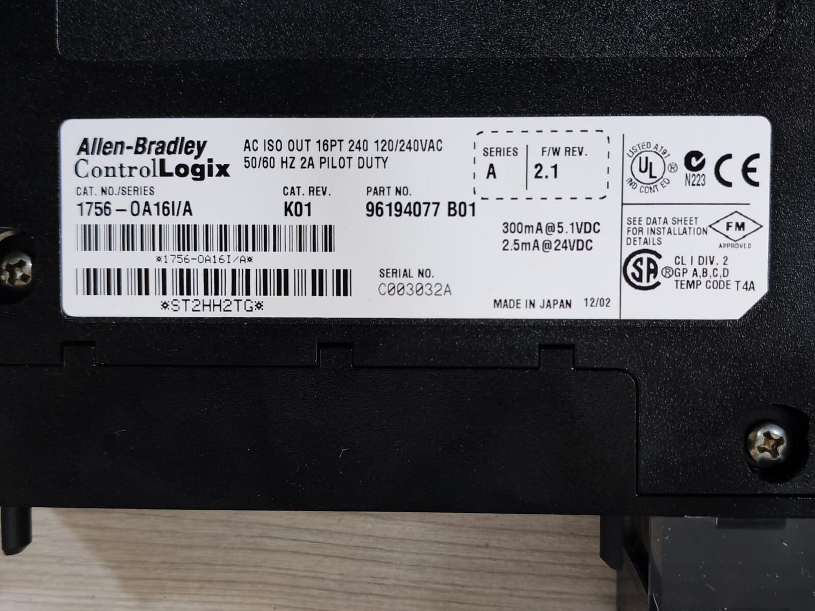 Allen-Bradley 1756-0A16I/A ALLEN-BRADLEY 1756-0A16I/A CONTROLOGIX 96194077 B01 3