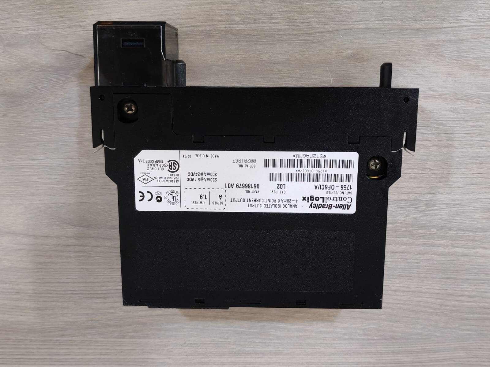 Allen-Bradley 96186679 A01 ALLEN-BRADLEY 1756-0F6CI/A CONTROLOGIX ANALOG ISOLATED OUTPUT 96186679 A01 4