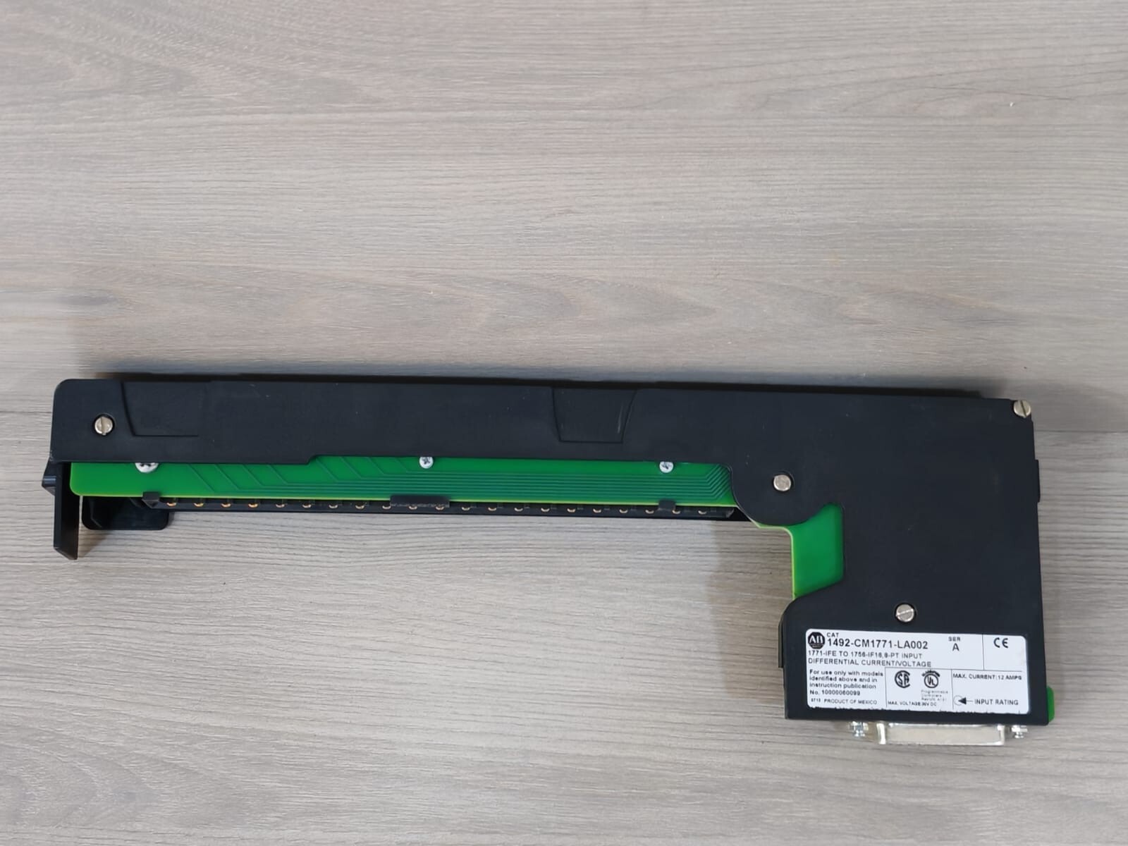 Allen-Bradley 1492-CM1771-LA002 ALLEN-BRADLEY 1492-CM1771-LA002 SER.A ANALOG I/O CONVERSION MODULE 8