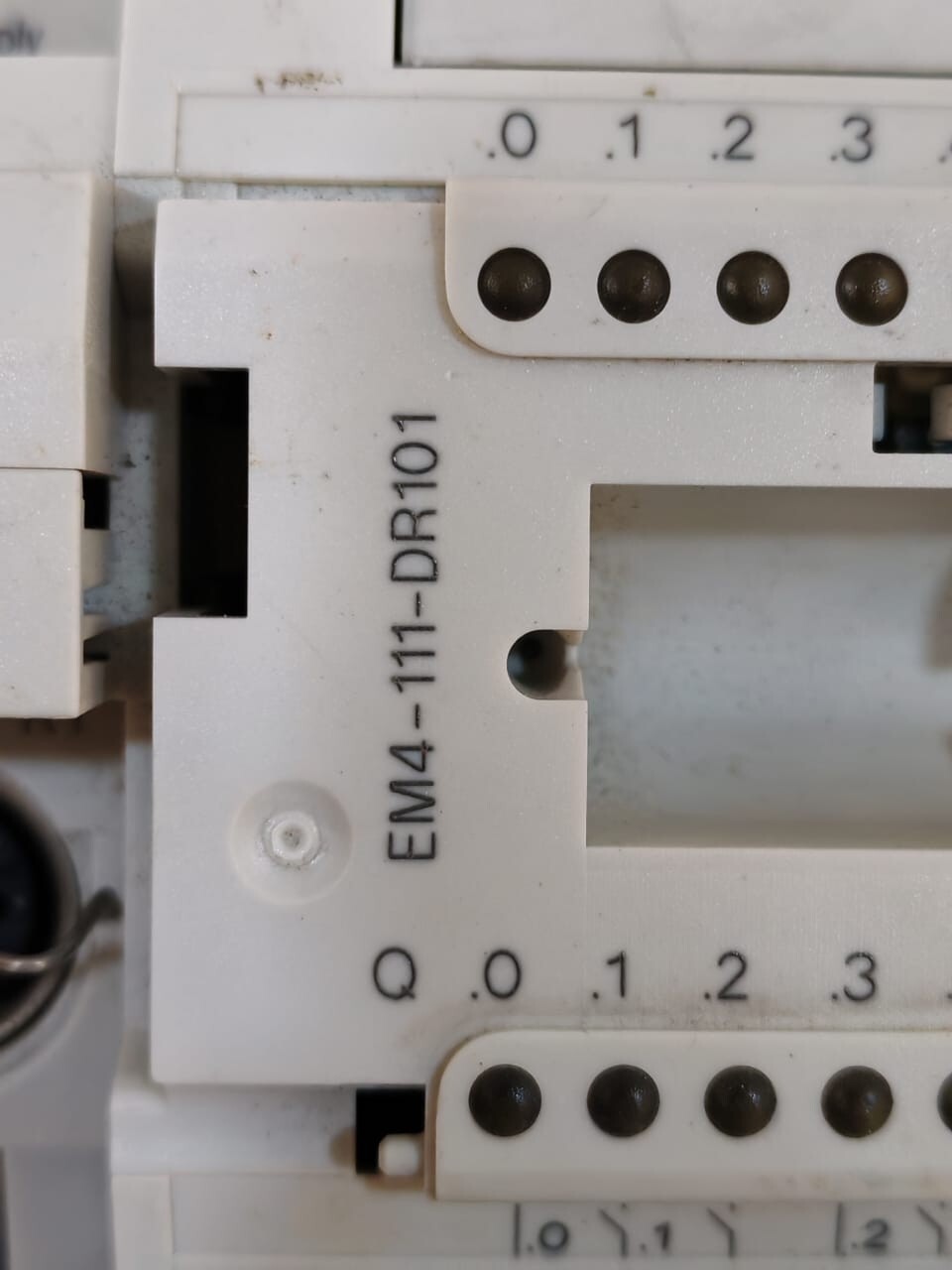Moeller EM4-111-DR1 MOELLER EM4-111-DR1 230VAC 0,03A POWER SUPPLY 5