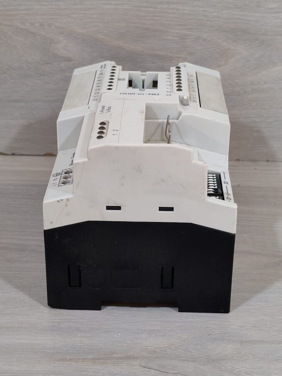 Moeller EM4-111-DR1 MOELLER EM4-111-DR1 230VAC 0,03A POWER SUPPLY 8