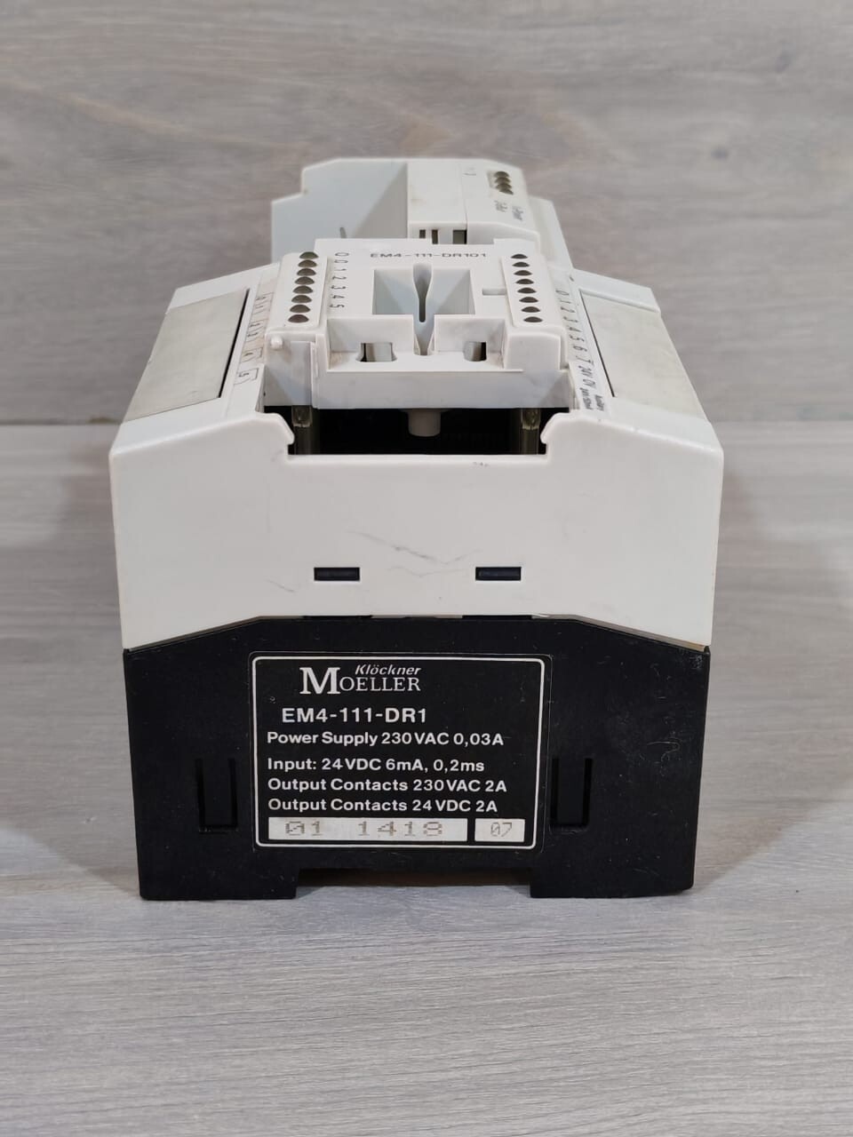 Moeller EM4-111-DR1 MOELLER EM4-111-DR1 230VAC 0,03A POWER SUPPLY 9