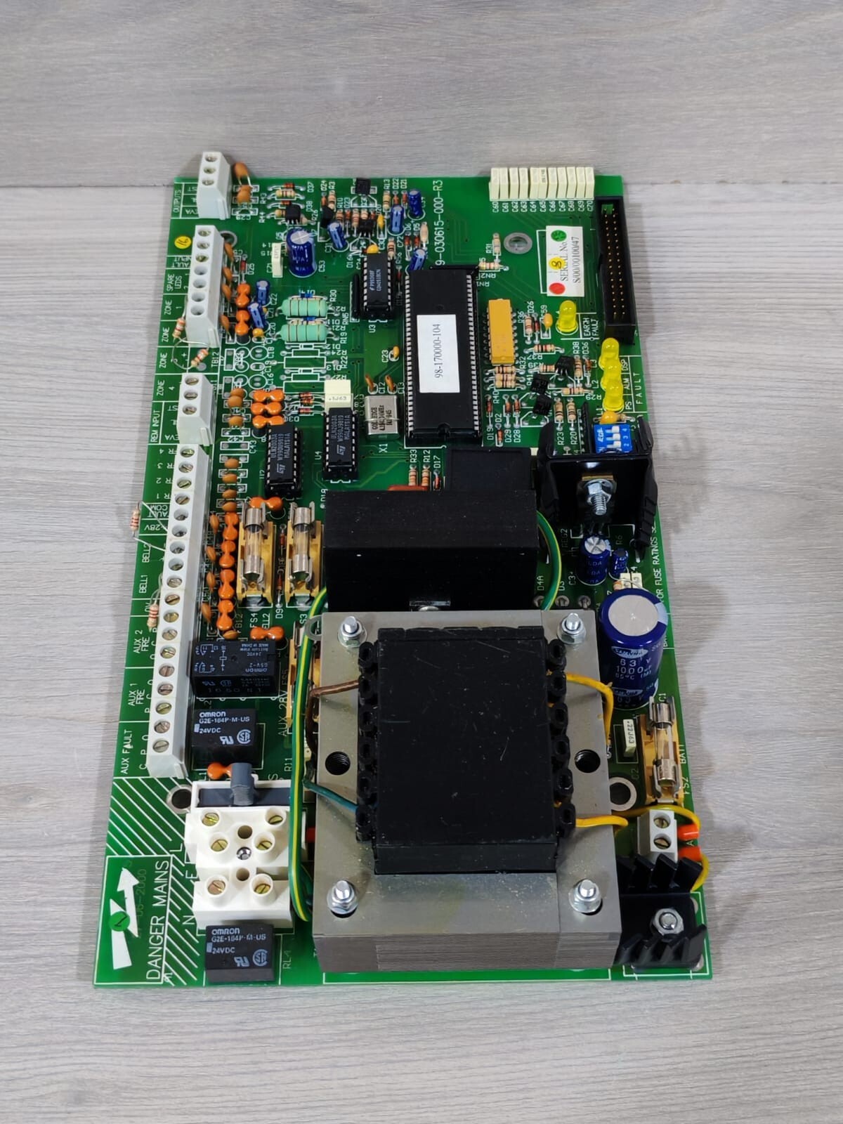 Unbranded 29-030615-000-R3 C1470 Issue 5 27-06-2000 Mother Board 29-030615-000-R3 6