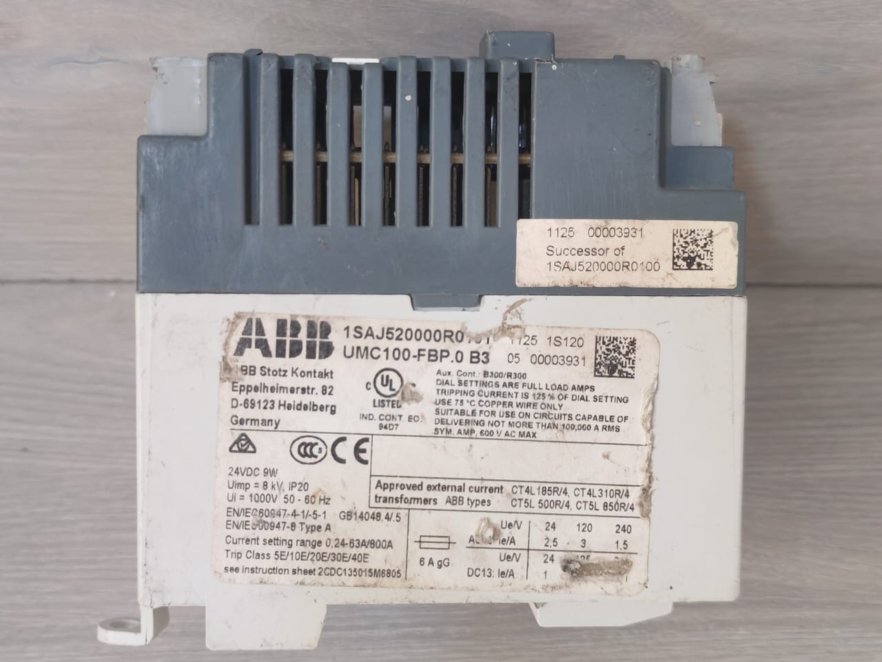 ABB 1SAJ520000R0101 ABB 1SAJ520000R0101 UMC100-FBP.0 B3 UNIVERSAL MOTOR CONTROL 24VDC 9W 8