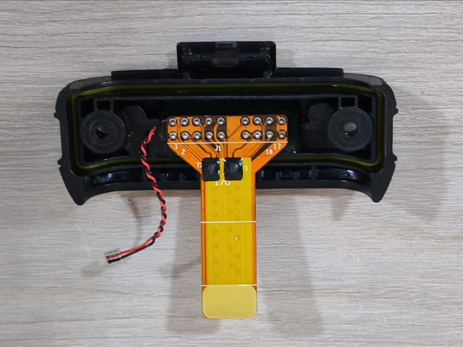 UNKNOWN 50106923-001FRE 50106923-001FRE I/O CAP ASMB 99EX,9330, Modified 8745-540009-58 5